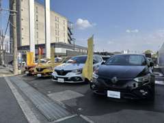 ルノーといえば、ルノー枚方！！ルノーのことならお任せあれ！！