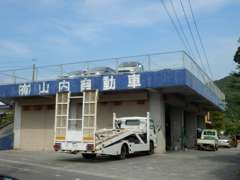 本社整備工場！修理・板金塗装もおまかせ下さい！