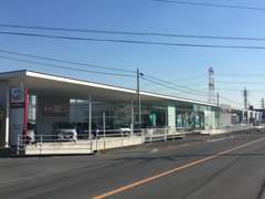 MAX45台の中古車展示スペースです。