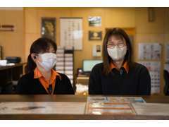 ■女性のお客様1人でも、気兼ねなくご来店いただける店舗です。フリードリンクにキッズスペースもございます。