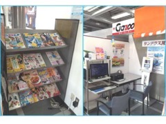 ☆中古車検索ができるパソコンも置いてます☆　中古車展示場はコーナー別になっていて見やすいですよ。