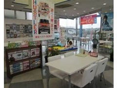 綺麗な店内で皆様のご来店お待ちしております！皆様にぴったりな1台をお探しください！