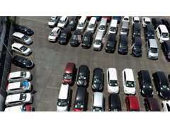 ミニバン・SUV・RV・ハイブリットセダンなど約150台展示中！