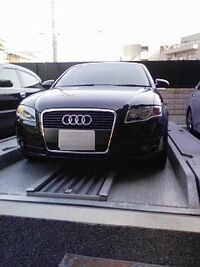 アウディ A4 （セダン） 2.0 アトラクション_RHD(CVT_2.0)