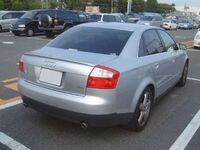 アウディ A4 （セダン） 3.0 スポーツ クワトロ_RHD_4WD(AT_3.0)