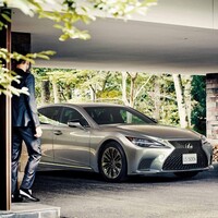 レクサス LS 500“エクゼグティブ”(AT_3.5)