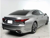 レクサス LS 500“エクゼグティブ”(AT_3.5)