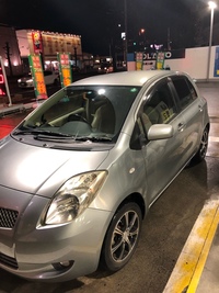 トヨタ ヴィッツ I'll(CVT_1.3)