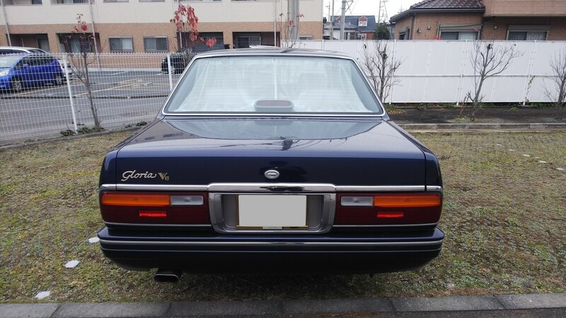 日産 グロリアセダン