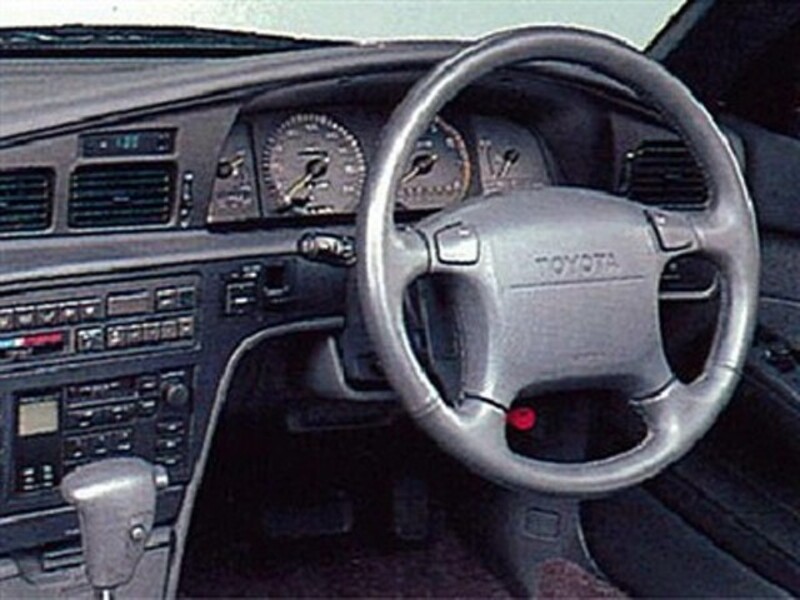 トヨタ コロナSF タイプI(AT_1.8)