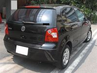 フォルクスワーゲン ポロ 4ドア_Leather_Package_RHD(5ドア_AT_1.4)