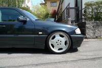 メルセデス・ベンツ Cクラス セダン C200_RHD(セダン_AT)
