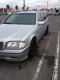 メルセデス・ベンツ Cクラス ステーションワゴン C240ステーションワゴン_RHD(AT_2.6)