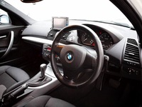 BMW 1シリーズ ハッチバック 118i_Mスポーツパッケージ_RHD(AT_2.0)