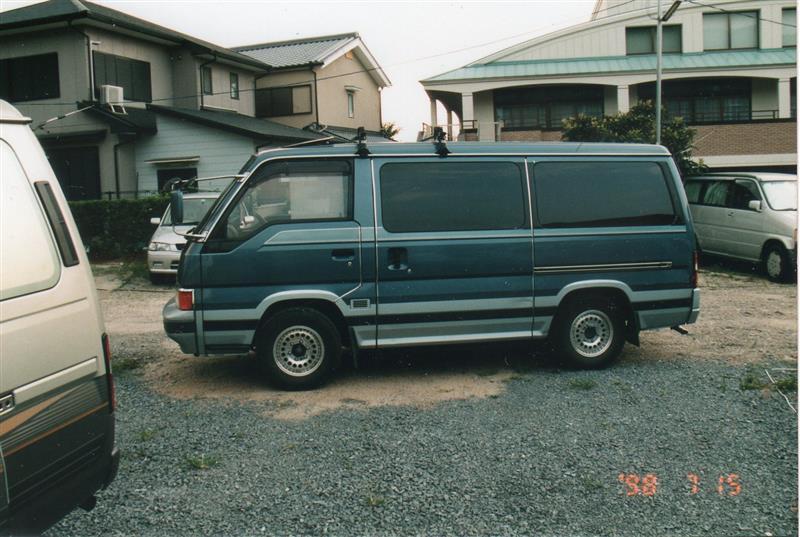 日産 ホーミーコーチ アビイロード_プラネタルーフ(AT_2.0ディーゼル_8人乗)