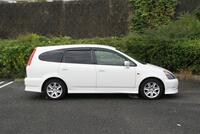 ホンダ ストリーム iS(AT_2.0)