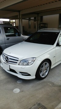 メルセデス・ベンツ Cクラス ステーションワゴン C200_ブルーエフィシェンシー_ステーションワゴン_アバンギャルド_RHD(AT_1.8)