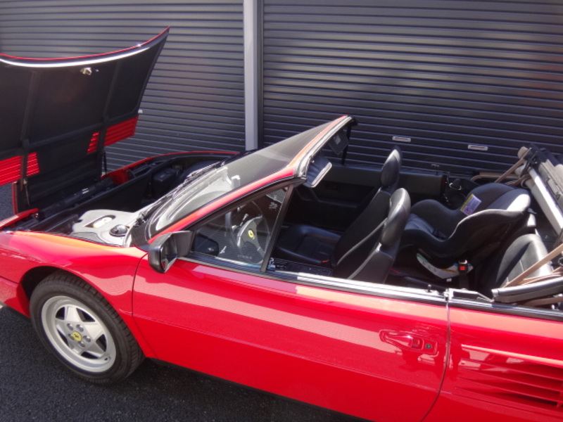 フェラーリ モンディアルt カブリオレ