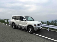 三菱 パジェロ EXCEED-II_MMCSレス仕様_4WD(5ドア_AT_3.5)
