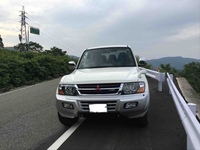 三菱 パジェロ EXCEED-II_MMCSレス仕様_4WD(5ドア_AT_3.5)