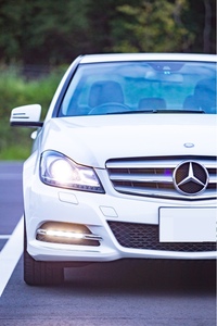 メルセデス・ベンツ Cクラス セダン C200 ブルーエフィシェンシー アバンギャルド_RHD(AT_1.8)
