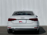 アウディ A4 （セダン） 1.4 TFSI スポーツ_RHD(AT_1.4)