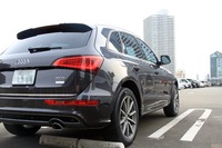 アウディ Q5 2.0 TFSI クワトロ Sライン_RHD_4WD(AT_2.0)