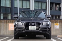 アウディ Q5 2.0 TFSI クワトロ Sライン_RHD_4WD(AT_2.0)