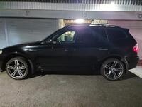 BMW X3 2.5i_M-Sportパッケージ_RHD_4WD(AT_2.5)