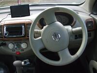 日産 マーチ 14s(5ドア_AT_1.4)