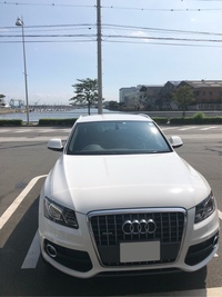 アウディ Q5