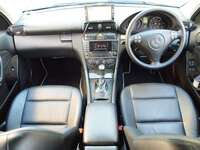 メルセデス・ベンツ Cクラス セダン C230 アバンギャルド_RHD(AT_2.5)