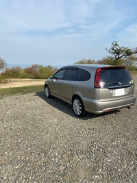 ホンダ ストリーム S_4WD(AT_1.7)