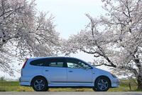 ホンダ ストリーム iS_4WD(AT_2.0)