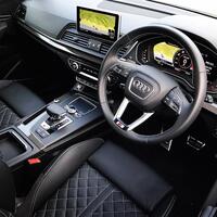 アウディ SQ5 SQ5_RHD_4WD(AT_3.0)