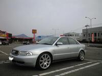 アウディ A4 （セダン） 1.8_RHD(AT_1.8)