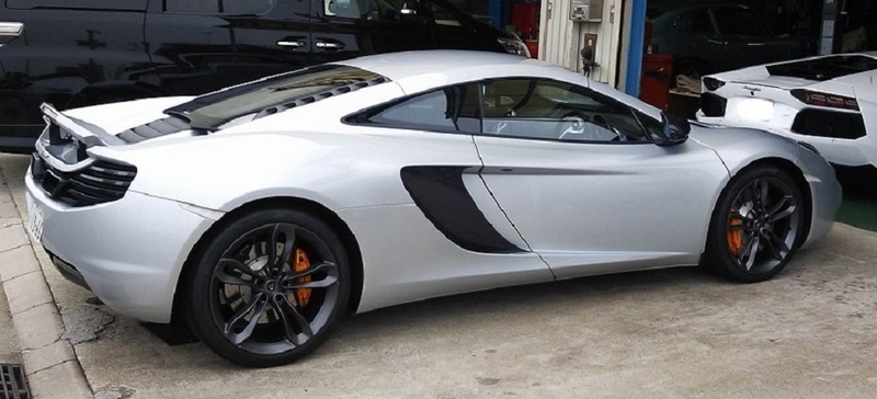 マクラーレン MP4-12C