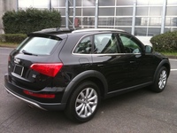 アウディ Q5 3.2FSIクワトロ_RHD_4WD(AT_3.2)