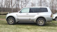 三菱 パジェロ EXCEED4WD(5ドア_AT_3.2_ディーゼル_7人乗)