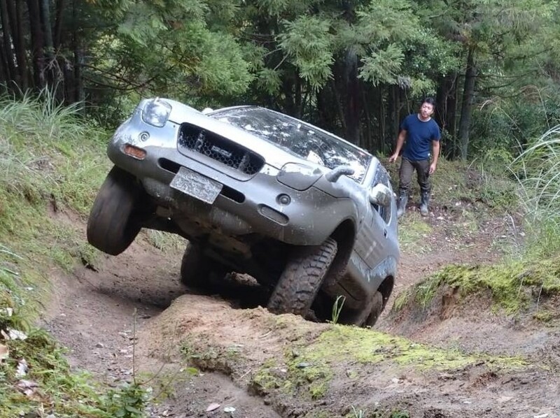 いすゞ ビークロス 標準車(AT_3.2)