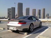 ポルシェ 911 ターボ_ハイパフォーマンスエディション_LHD_4WD(AT_3.6)