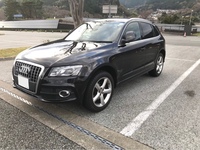 アウディ Q5 2.0TFSIクワトロSライン_RHD_4WD(AT_2.0)
