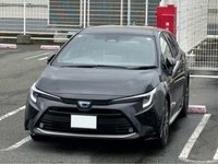 トヨタ カローラツーリングハイブリッド W×B_E-Four(CVT_1.8_ハイブリッド)