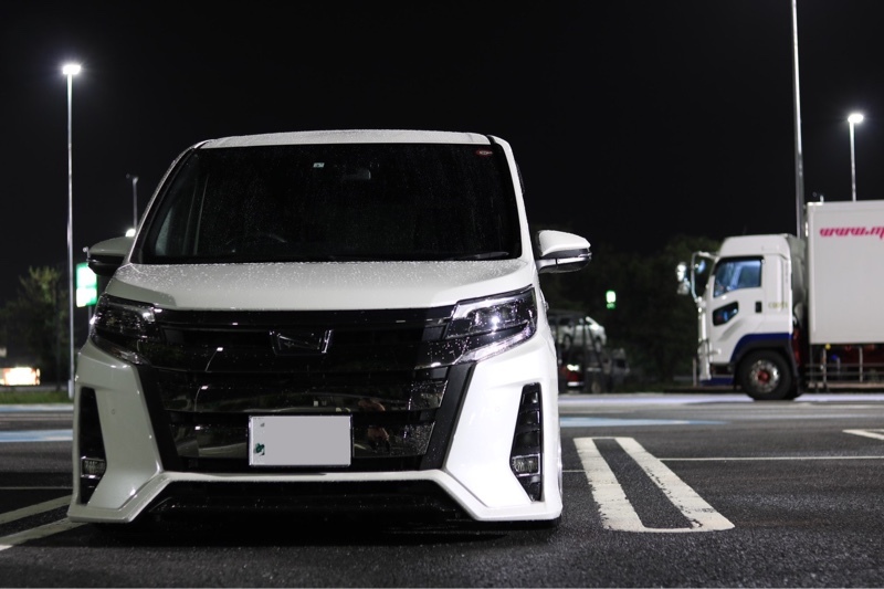 トヨタ ノア Si“W×B II”_7人乗り(CVT_2.0)