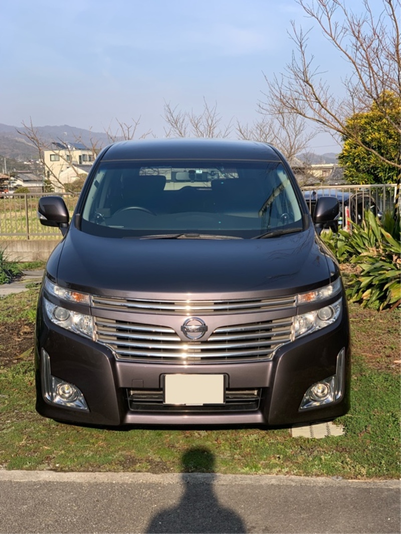 日産 エルグランド 250ハイウェイスター_7人乗り_4WD(CVT_2.5)