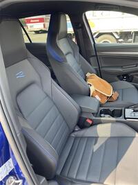 フォルクスワーゲン ゴルフ R ヴァリアント R アドバンス_RHD_4WD(DSG_2.0)