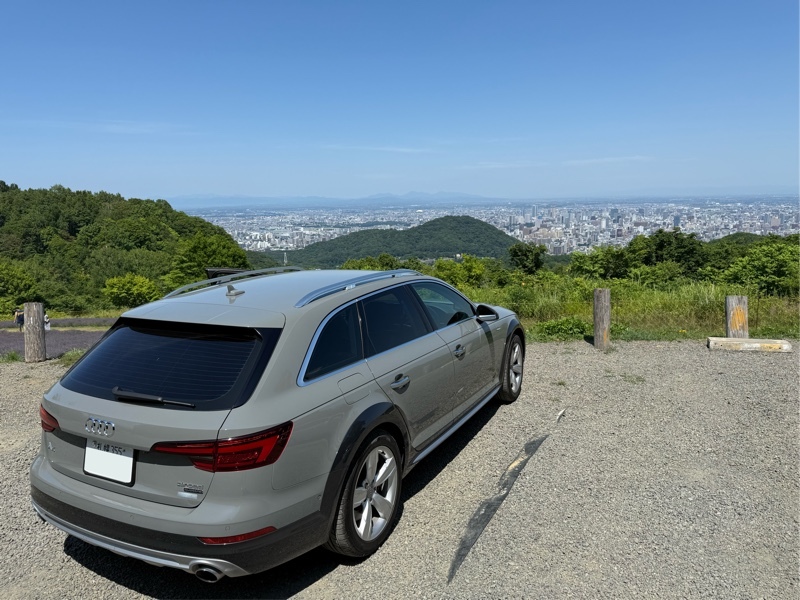 アウディ A4オールロード クワトロ A4 オールロード クワトロ_RHD_4WD(AT_2.0)