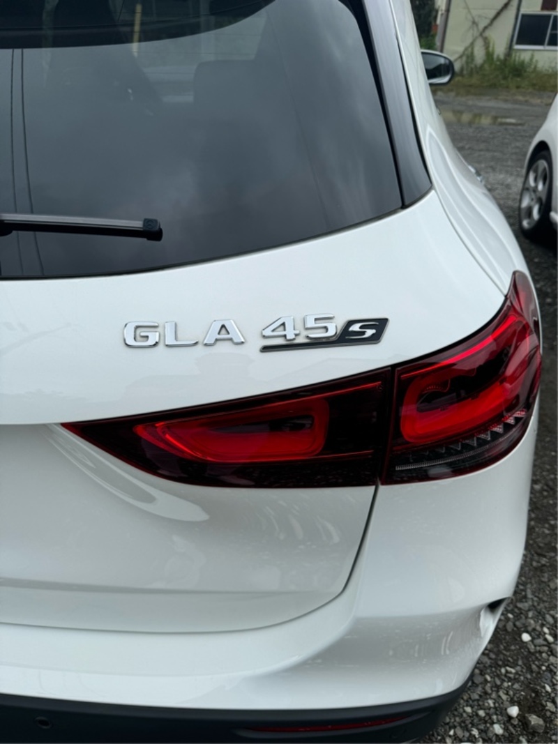 メルセデスAMG GLAクラス メルセデスAMG GLA45 S 4マチック＋_RHD_4WD(DCT_2.0)