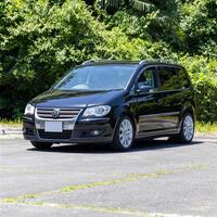 フォルクスワーゲン ゴルフトゥーラン TSI Hightline_RHD(AT1.4)