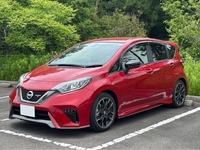 日産 ノート ニスモ S(MT_1.6)